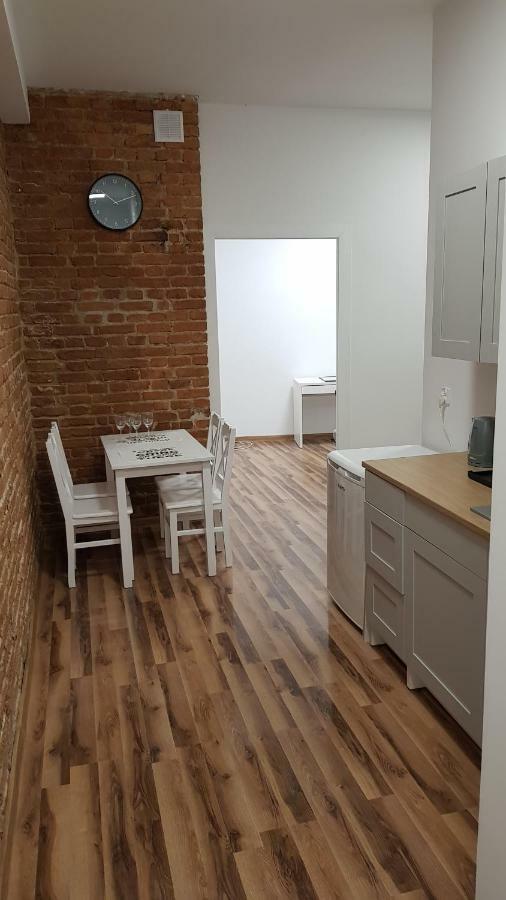 Apartament Nr 15 - 2 Pokoje Z Prywatnymi Lazienkami Centrum Poznań Extérieur photo