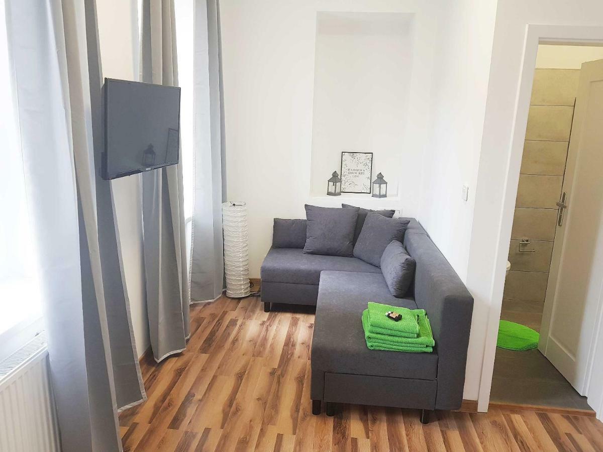 Apartament Nr 15 - 2 Pokoje Z Prywatnymi Lazienkami Centrum Poznań Extérieur photo
