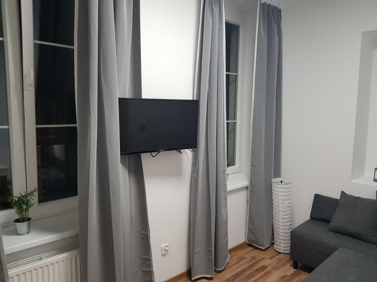 Apartament Nr 15 - 2 Pokoje Z Prywatnymi Lazienkami Centrum Poznań Extérieur photo