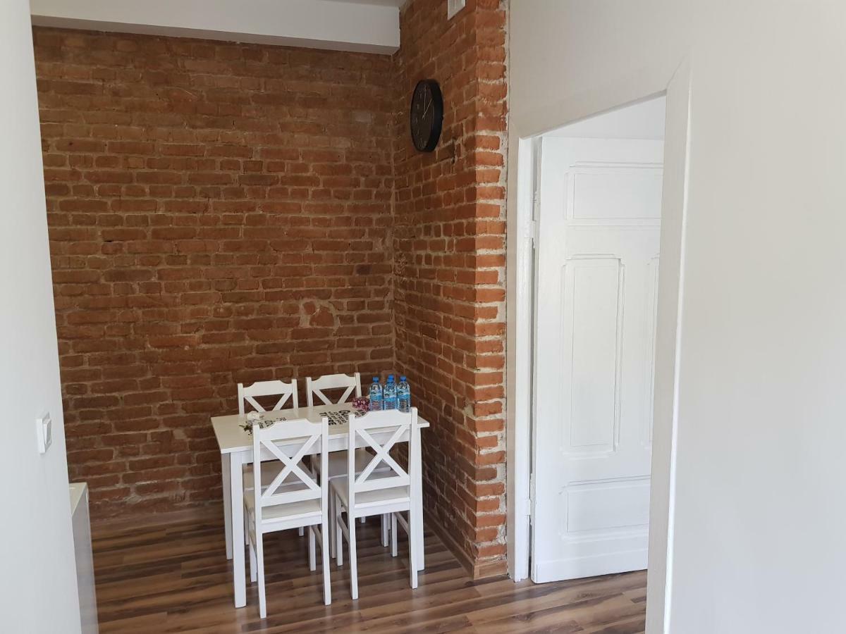Apartament Nr 15 - 2 Pokoje Z Prywatnymi Lazienkami Centrum Poznań Extérieur photo